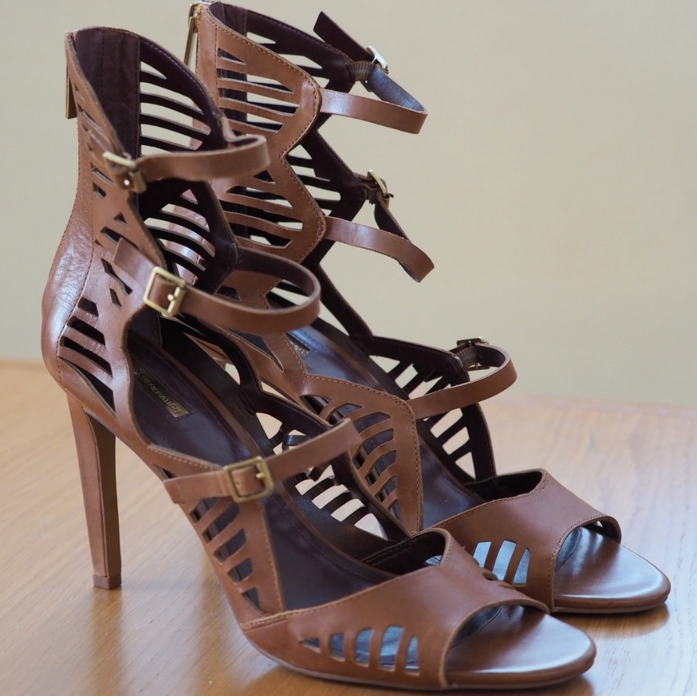 Strappy sandals with heel, 12M